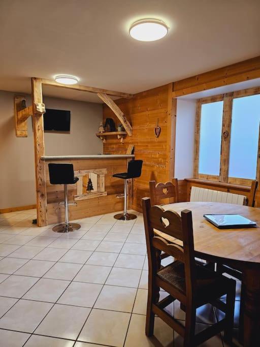 Willa Le Banc Des Seilles Bonvillard Zewnętrze zdjęcie